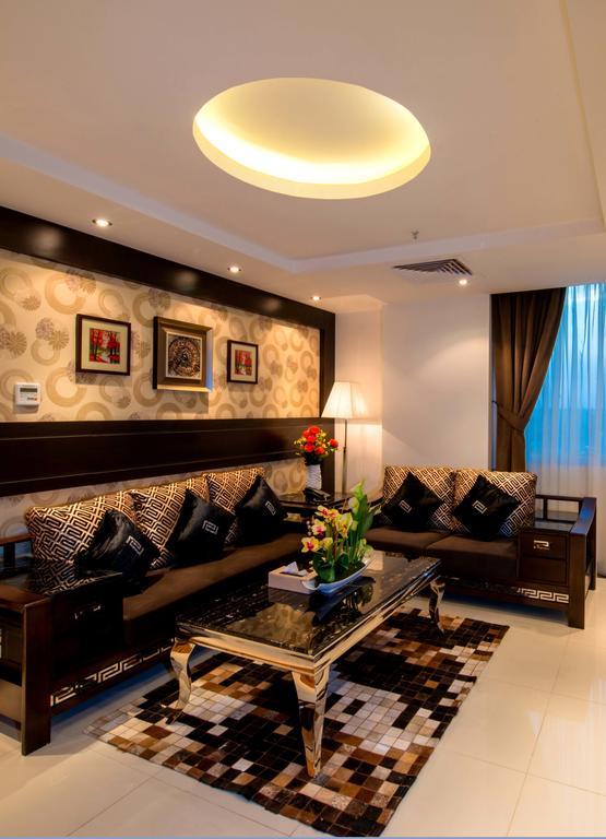 Al Yamama Palace Hotel Suites Riyadh Room photo