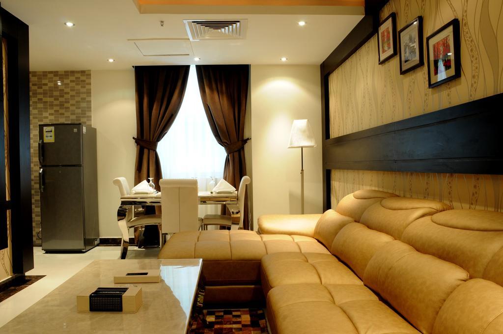 Al Yamama Palace Hotel Suites Riyadh Exterior photo