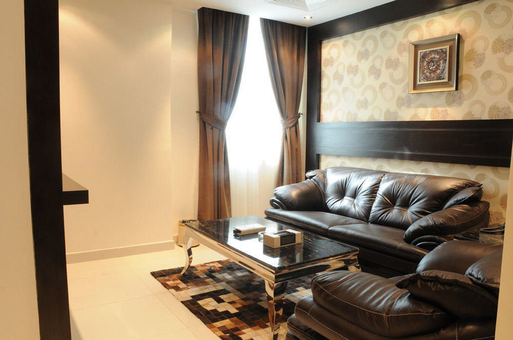 Al Yamama Palace Hotel Suites Riyadh Exterior photo